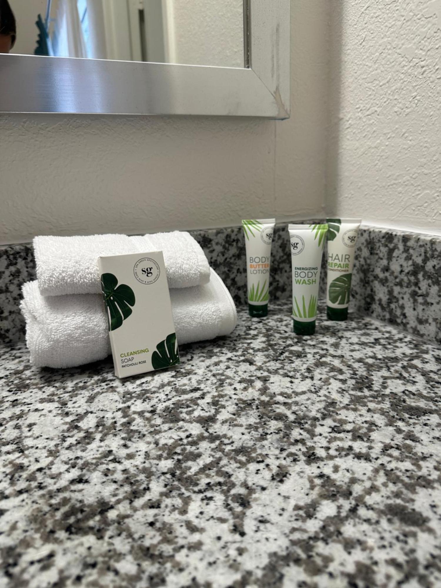 Oasis Bay Suites, Tampa, Busch Gardens, Usf المظهر الخارجي الصورة